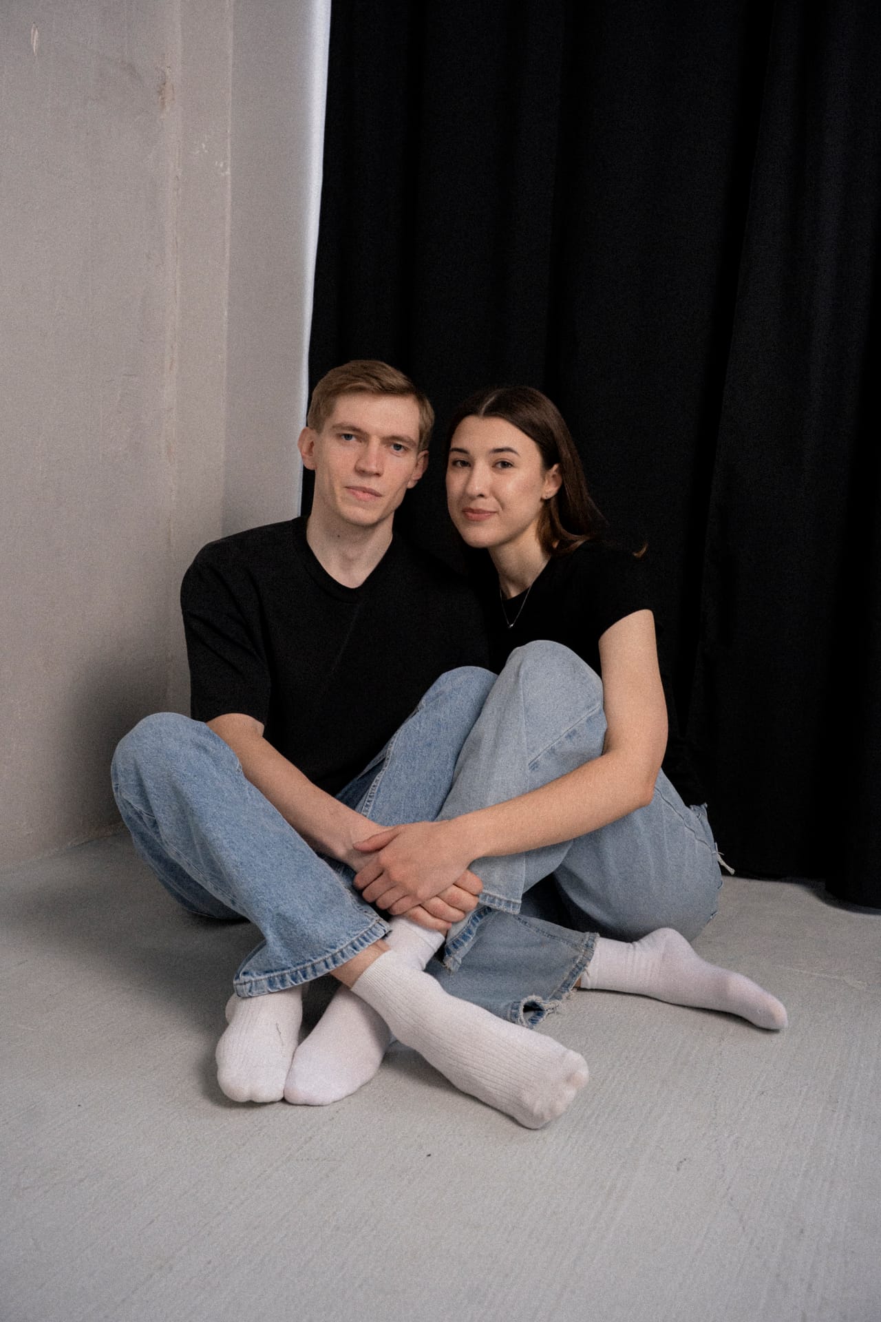 Павел и Елизавета на фоне зелени